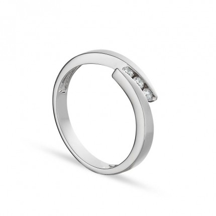 Anel em ouro branco 18K trilogía diamante de 0,12ct