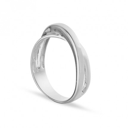 Anillo de plata cruzado