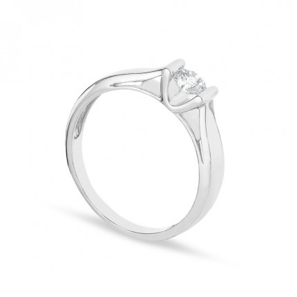 Anel solitário em ouro branco 18K com diamante de 0,25 ct