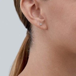Brincos em ouro amarelo 18K com zircónia de 3 mm