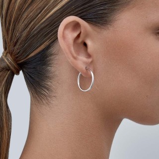 Brincos argola de tubo em ouro branco 18K lisos de 20 mm