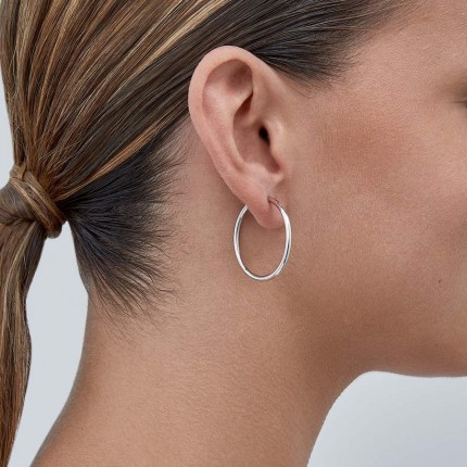 Pendientes de aro de oro blanco 18K planos lisos de 30 mm