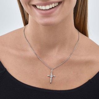 Pendente em prata com cruz e cristo