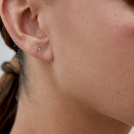 Pendientes de plata redonda con circonita 2.5MM