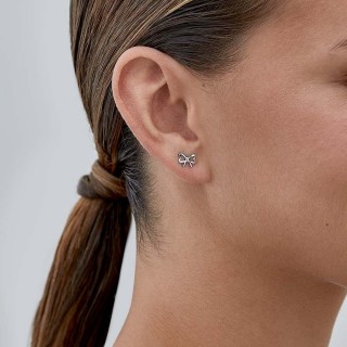 Pendientes de plata lazo con forma corazón