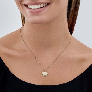 Colgante de oro amarillo 9K con corazón de ángel