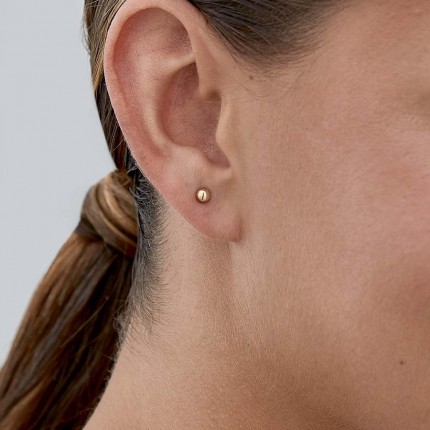 Pendientes de oro amarillo 9K en bolita 4MM