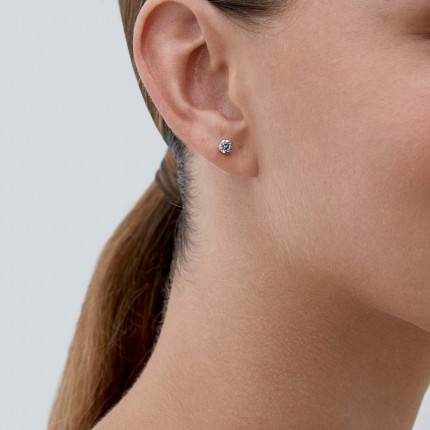 Pendientes de oro amarillo 9 KT con circo 4 garras de 4.5 mm
