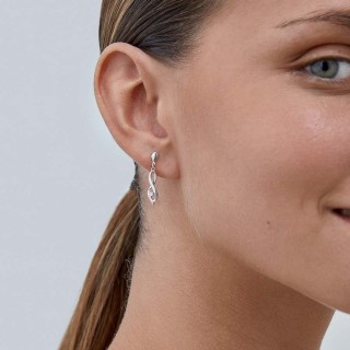 Pendientes de oro blanco 9K y diamantes