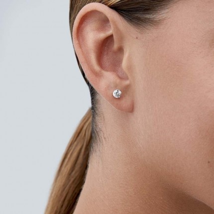 Brincos em ouro branco 9 kt com zircónia de 5 mm