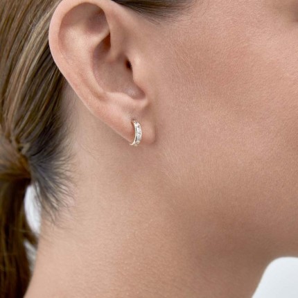 Pendientes Aro 2 x 8 mm de oro amarillo 9 KT con circonitas
