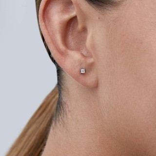 Pendientes de oro blanco 9K pastilla diamante 0.04CT