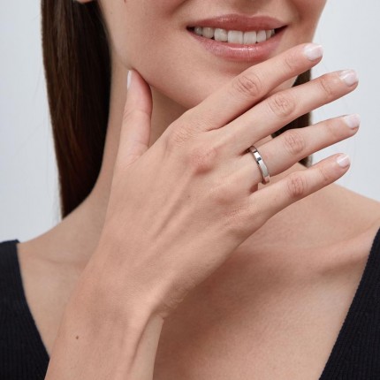 Aliança em ouro branco 9K lisa confort de 3,5mm Oro Vivo