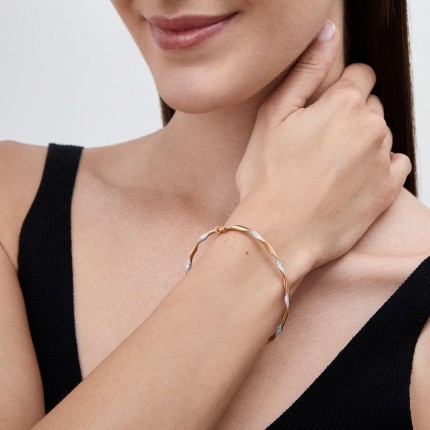 Pulseira escrava torneada em ouro amarelo 9K com purpurina