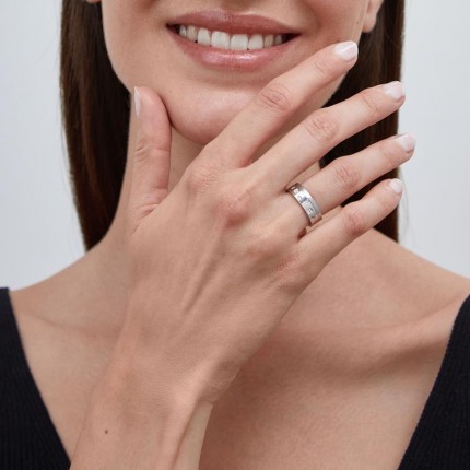 Alianza de oro blanco 18k y 8 diamantes 0.13ct 6mm Oro Vivo