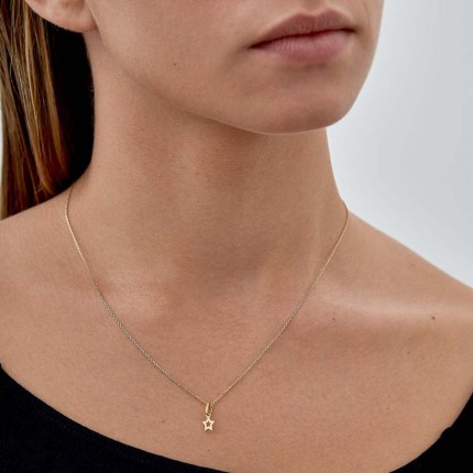 Pendente em ouro amarelo 9K com estrelinha e círculo
