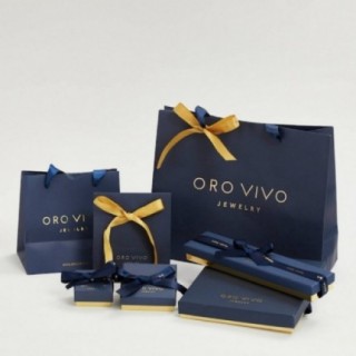 Brincos em prata de zircónia e imitação de pérola 