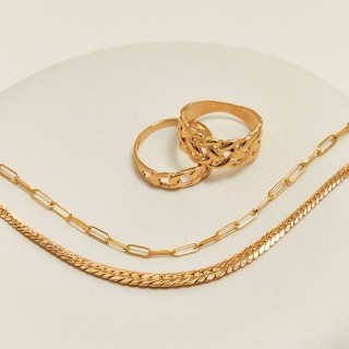 Anillo de oro amarillo en 18k