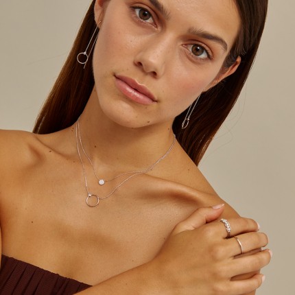 Colar de botão de ouro branco 9k e diamantes 0,02 CT