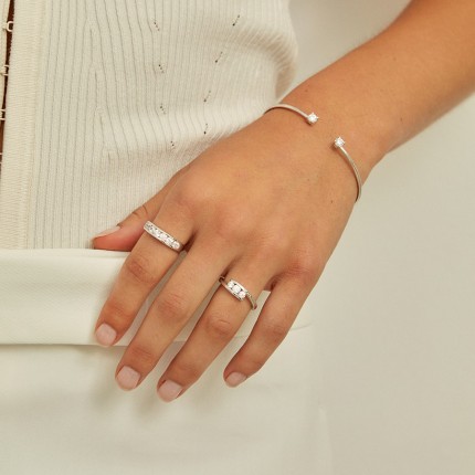 Pulsera de Plata Rígida con Circonita