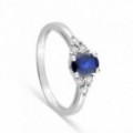 Anillo de oro blanco 18K con zafiro y diamantes 0,04 ct