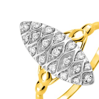 Anel em ouro bicolor 9K oval com diamantes 0.11 ct