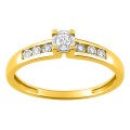 Anillo solitario de oro amarillo 9K con diamantes 0.07 ct