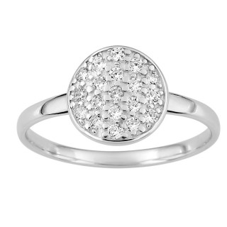 Anillo de plata con círculo decorado con circonitas