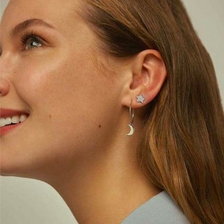 Pendientes de aro de plata con colgante de luna