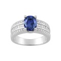 Anel com zircónia azul escuro e 3 tiras baguette