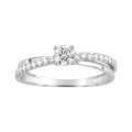Anillo doble de oro blanco de 9k con circonita