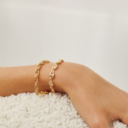 Corrente em ouro amarelo 9K modelo duplo forçado
