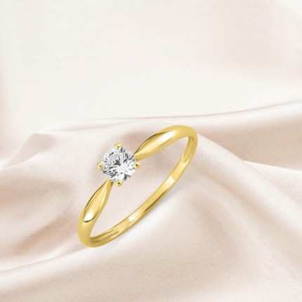 Anillo de oro amarillo 9k solitario con circonita Oro Vivo