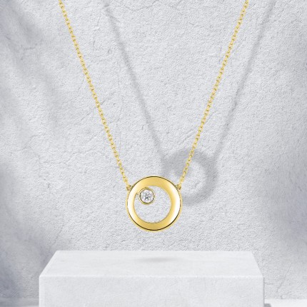Collar de oro amarillo 9K colgante circular y diamante 0.02 ct