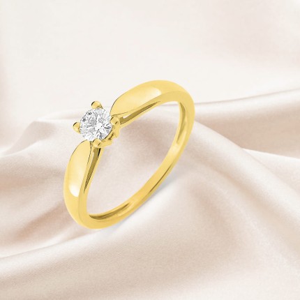 Anillo de oro amarillo 9K solitario con diamante 0.20 ct