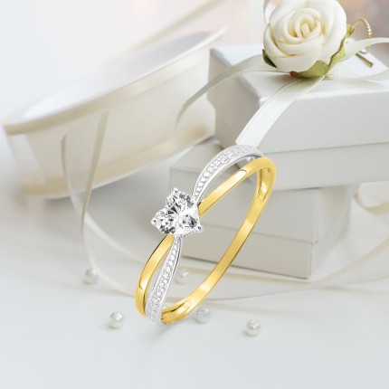 Anillo de oro amarillo 9K corazón con circonita