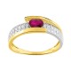 Anillo de oro amarillo de 9K con rubí y circonitas sobre rodio