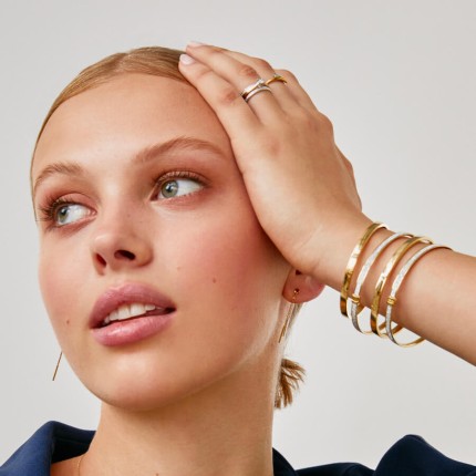 Pulseira em ouro amarelo 9 kt com purpurina