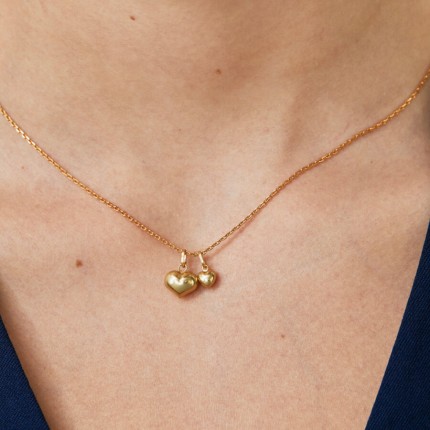 Colgante de oro amarillo de 18K con corazón