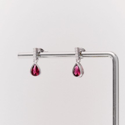 Brincos pendentes em prata com zircónias brancas e vermelhas