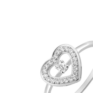 Anillo de plata centro corazón circonita