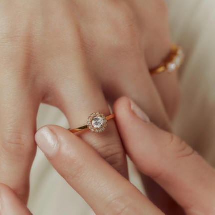 Anel em ouro amarelo de 9K com diamantes criados 0,35 ct