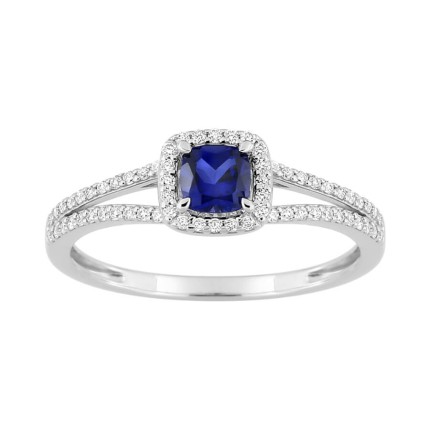 Anillo de oro blanco de 9K con zafiro cojín y diamantes creados de 0,20 ct