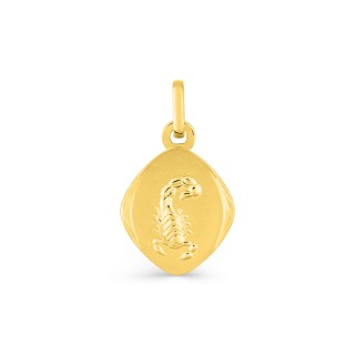 Pendente oval biselado em ouro amarelo 9K Zodíaco Escorpião