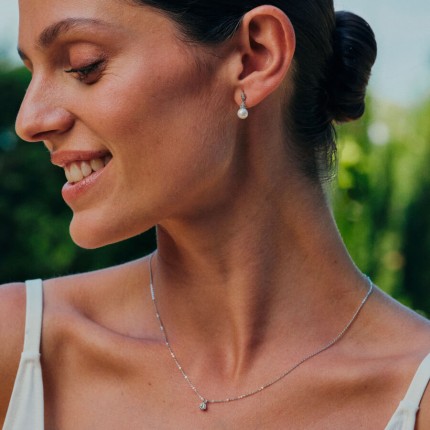 Colar em ouro branco 9K com diamante sintético 0,20 ct F-VS