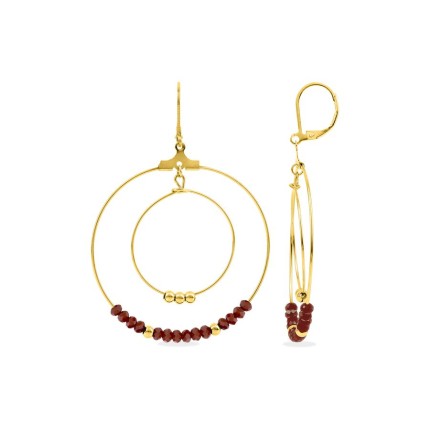 Pendientes de aro de acero dorado con cuentas de cristal rojas