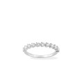 Anillo fino de plata engastada con 11 circonitas