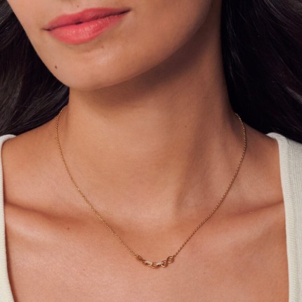 Colar infinito banhado a ouro com zircónias cúbicas