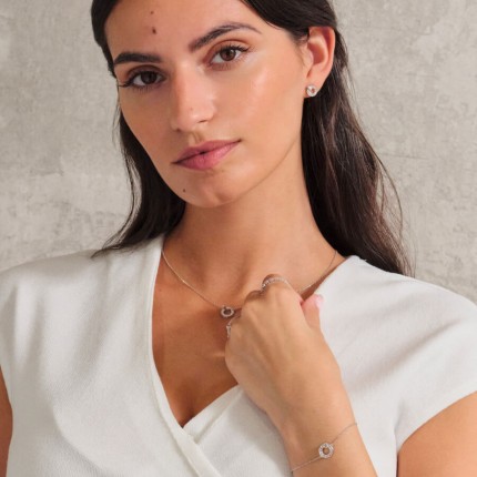 Pulsera en plata, motivo circular y circonitas