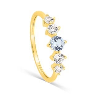 Anillo solitario bañado en oro con circonitas blancas y azul cielo